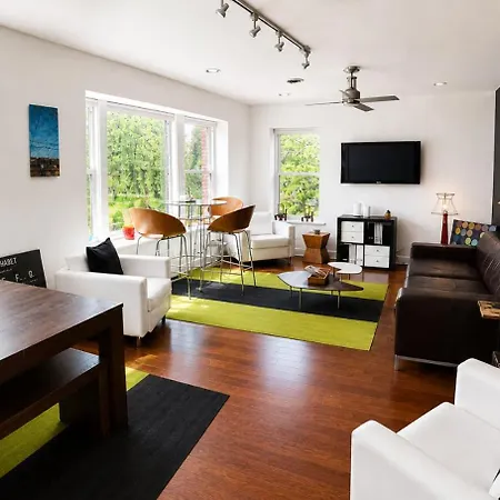 House 5863- Chicago'S Premier Bed And Breakfast-3